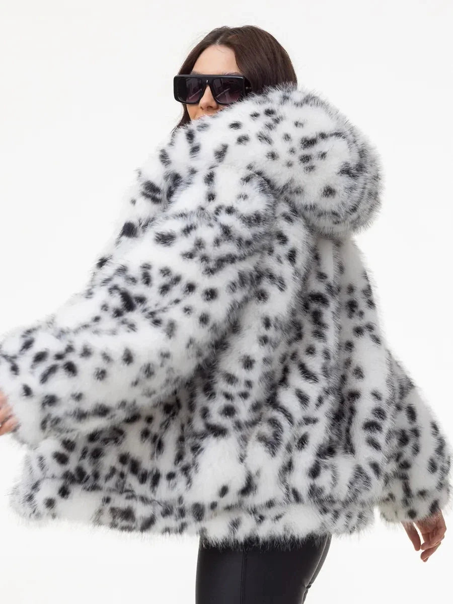 Manteau à capuche motif léopard noir et blanc en fausse fourrure pour femme