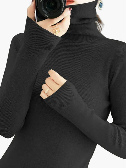 Elegancki damski sweter z golfem w szykownym stylu na jesień i zimę