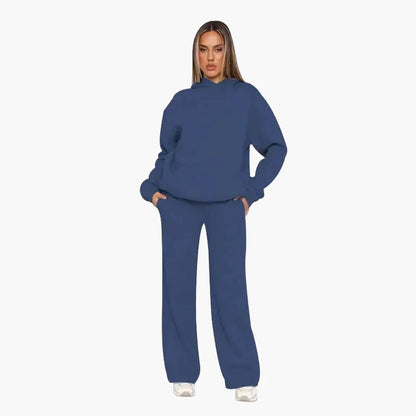 Completo casual donna con cappuccio stile lounge per tutti i giorni e viaggi
