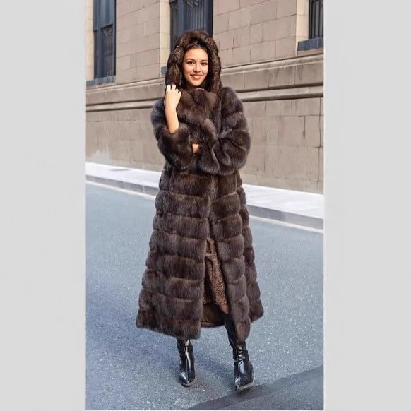 Cappotto lungo da donna con cappuccio in ecopelliccia spessa marrone