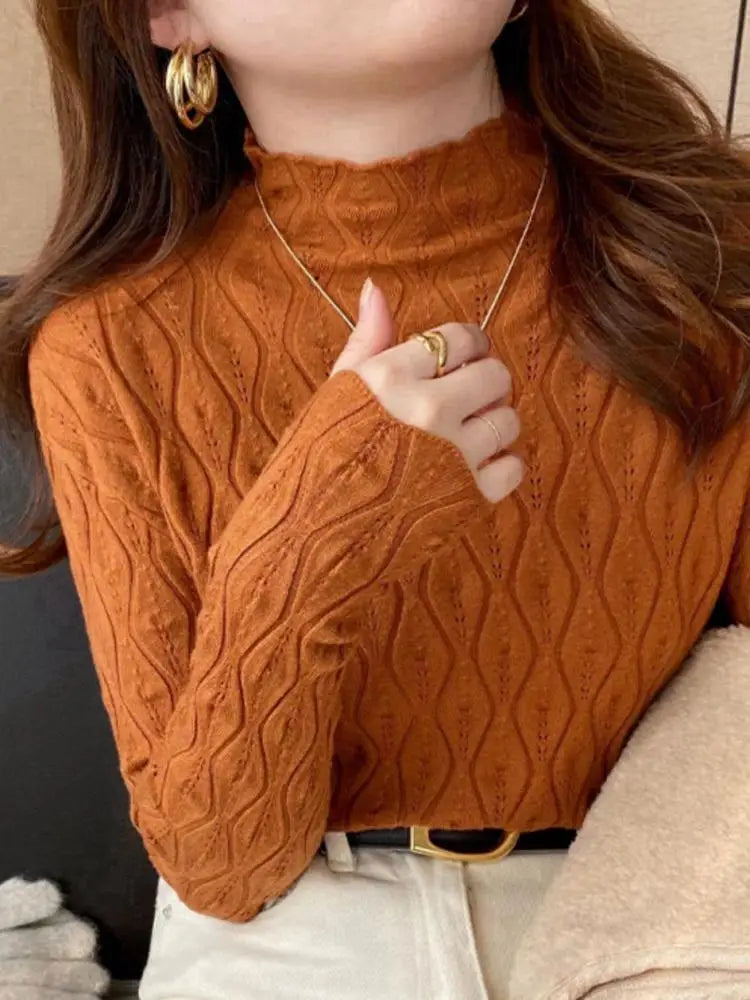 Graues geripptes Langarmshirt mit Stehkragen und Lochmuster