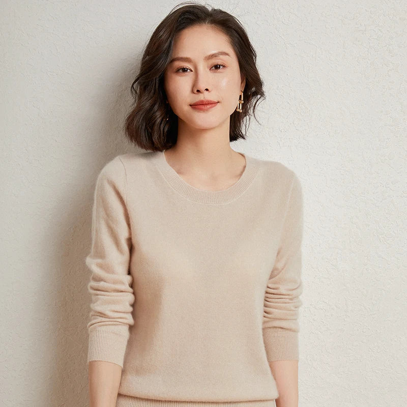 Women's soft-knit solid-color crew-neck long-sleeve sweater
