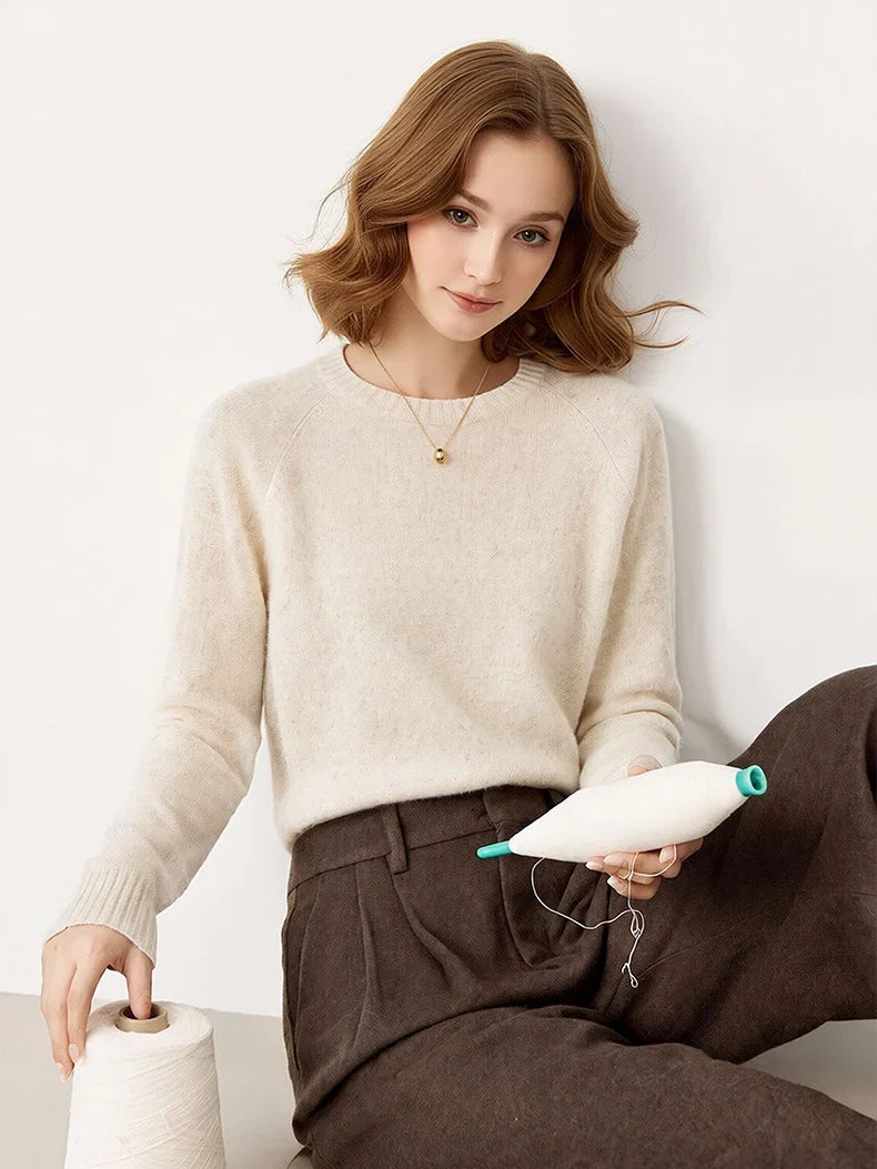 Women's soft solid-color crew-neck long-sleeve sweater