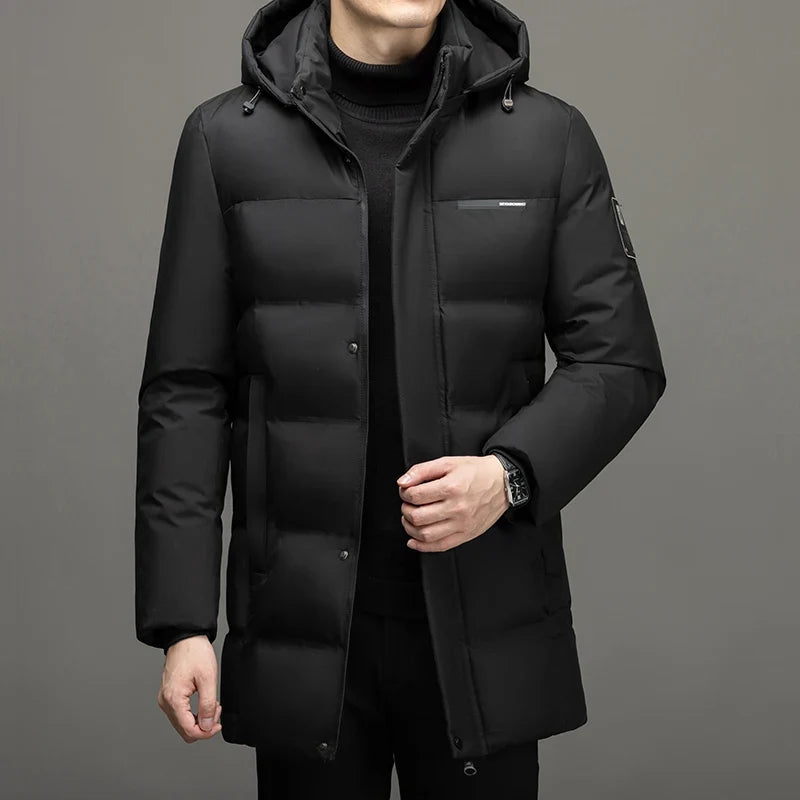 Warme lange Herren-Kapuzensteppjacke mit Füllung in Olivgrün