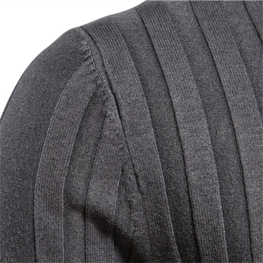 Maglione da uomo a collo alto a coste, vestibilità aderente, disponibile in diversi colori