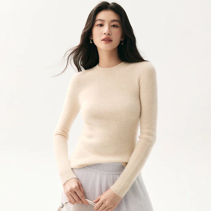 Pull fin côtelé femme à manches longues et col rond gris