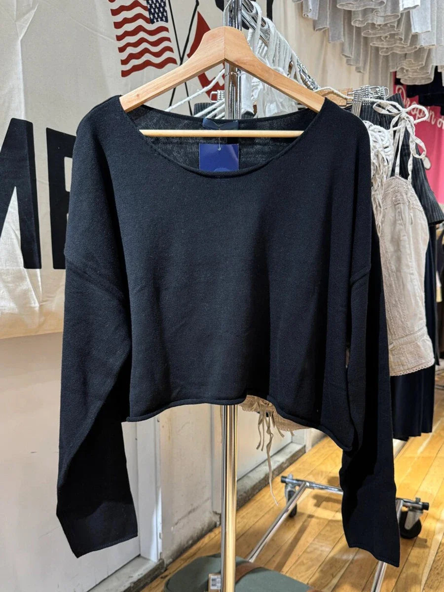 Pull court femme col bateau manches longues ample gris foncé