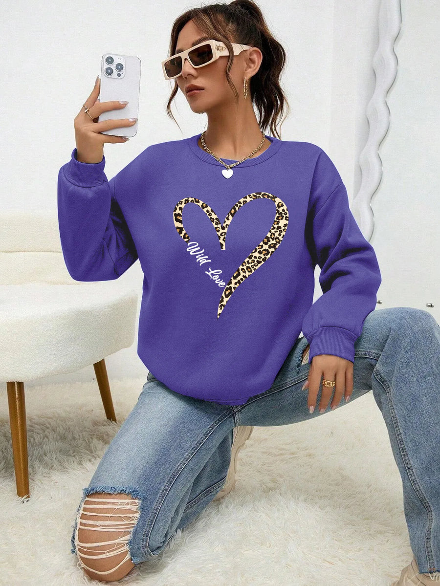 Women's Leopard Heart Crew-Neck Sweatshirt with Long Sleeves