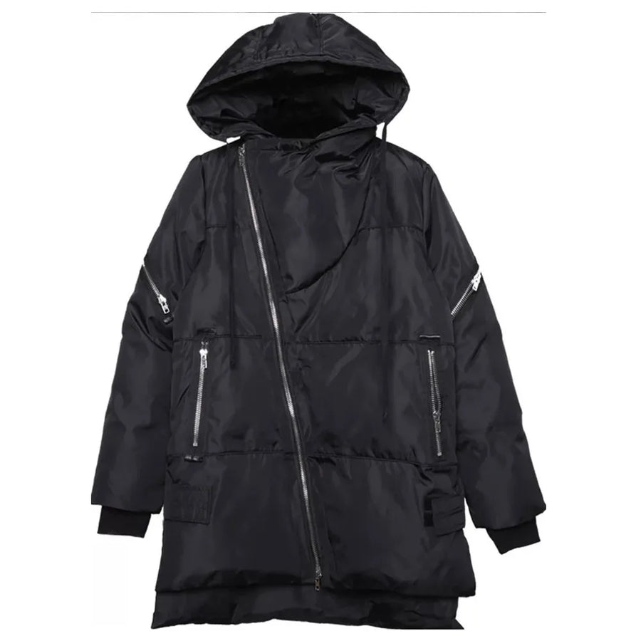 Lang svart vinterfrakk for menn med hette og flere glidelåser i techwear-stil