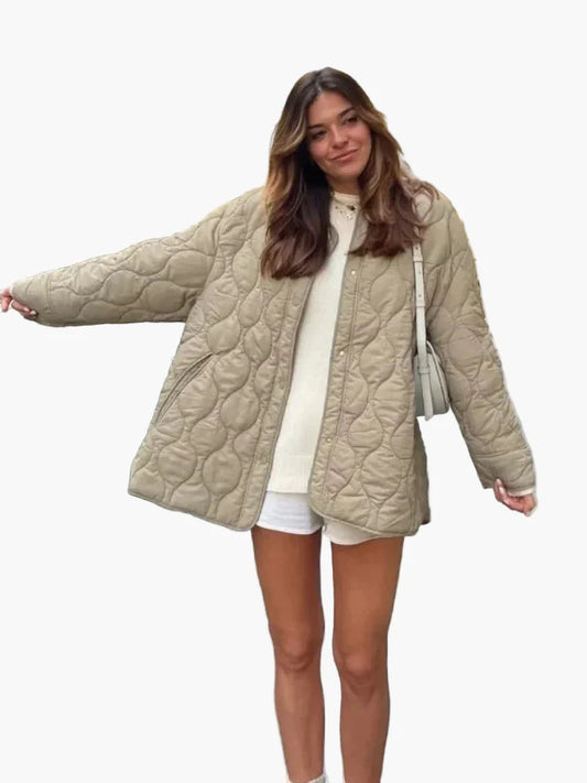 Oversize quiltet damejakke i urban afslappet stil