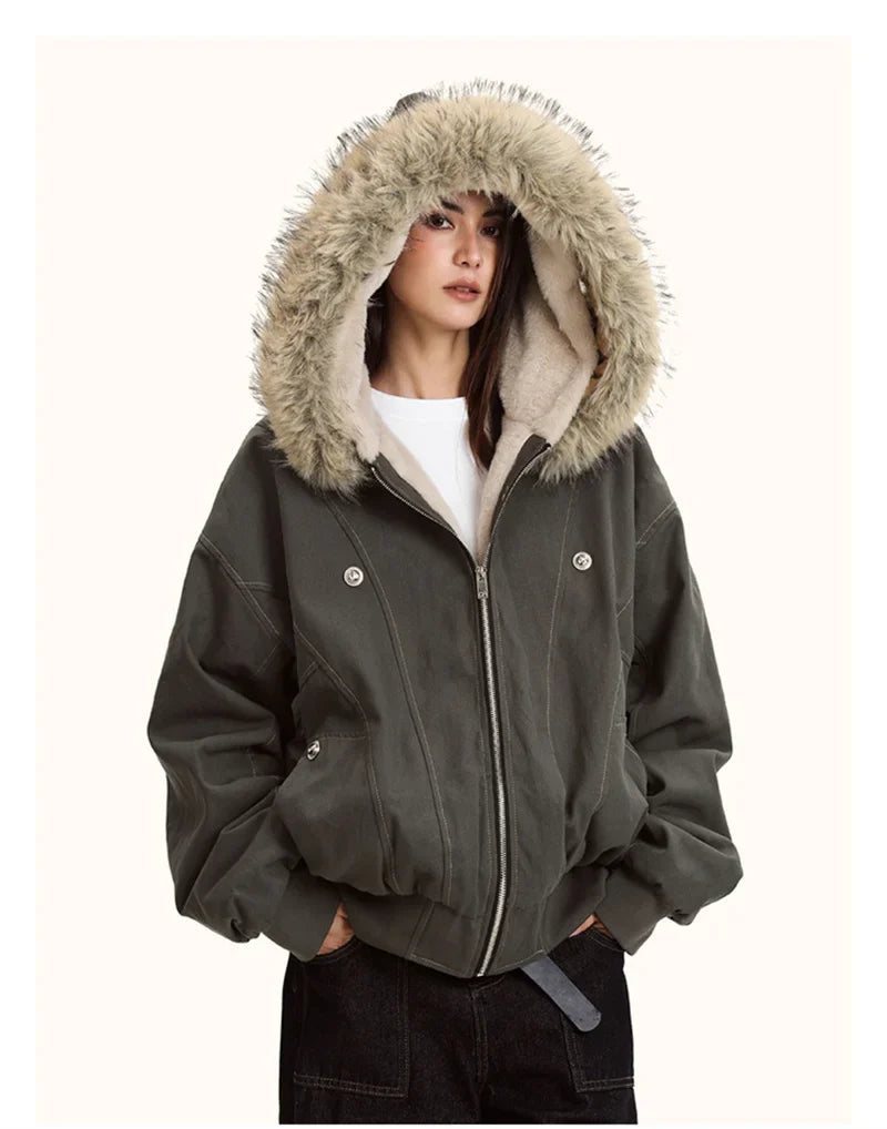 Chaqueta bomber de mujer con forro polar y capucha de piel sintética