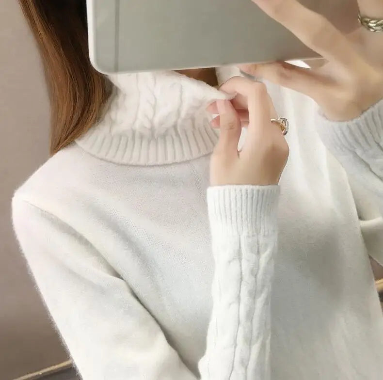 Women's light gray twisted ribbed-knit turtleneck sweater