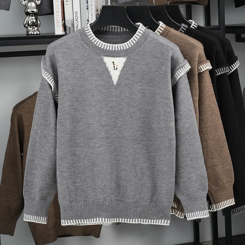 Pull homme col rond motif brodé contrastant tricot à rayures manches longues gris
