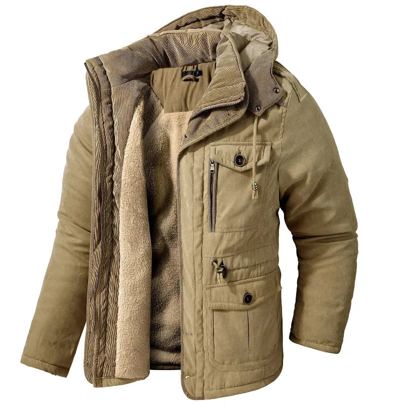 Vadderad herrparka med huva, mjukt foder i beige och khaki samt flera fickor