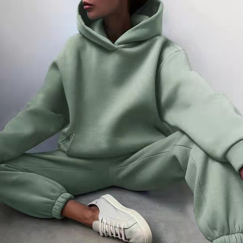 Completo casual donna felpa con cappuccio e pantaloni da jogging stile relax