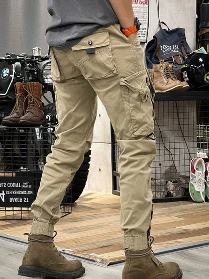 Allan – Slim Cargo-Hose mit vielen Taschen für Herren