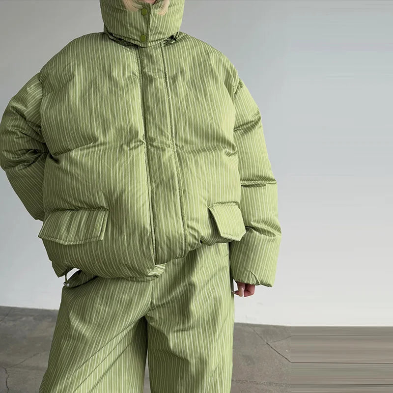 Oversized vatteret dunjakke til kvinder med hætte og print