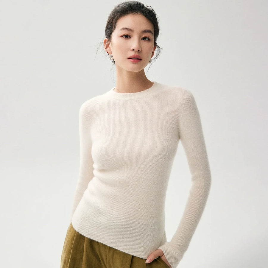 Pull fin côtelé femme à manches longues et col rond gris