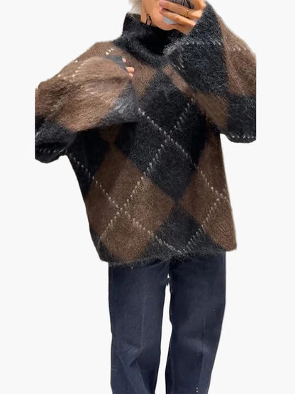 Oversized diamond pattern pullover for women, casual and trendy style, ideal for autumn and winter
