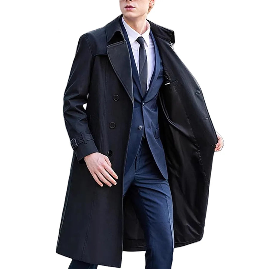 Lang trenchcoat for menn med dobbel knapperekke, klassisk snitt, belte og ermer
