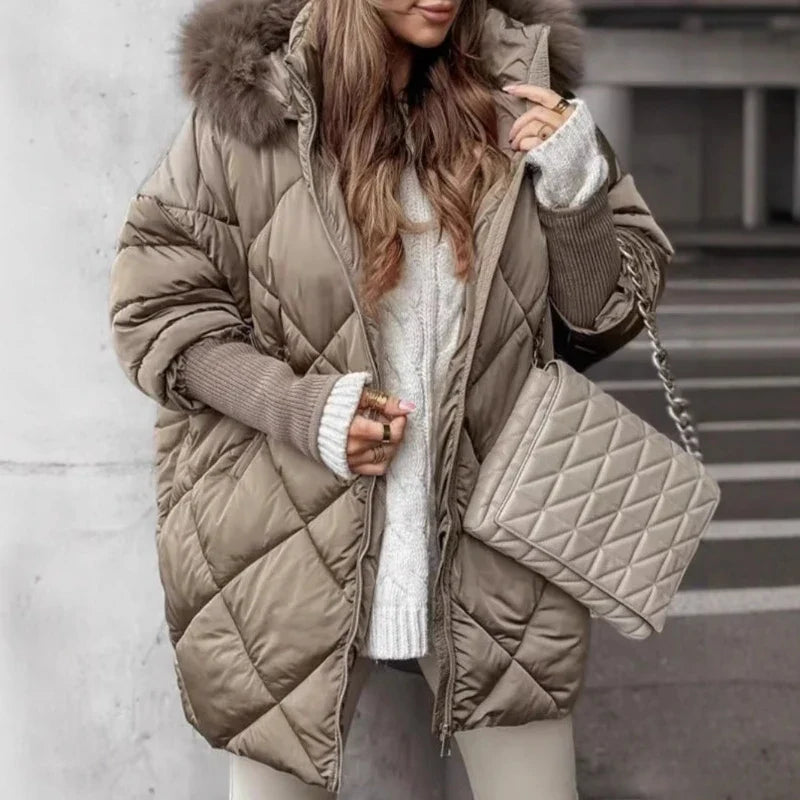 Doudoune matelassée longue pour femme avec capuche fourrure synthétique amovible
