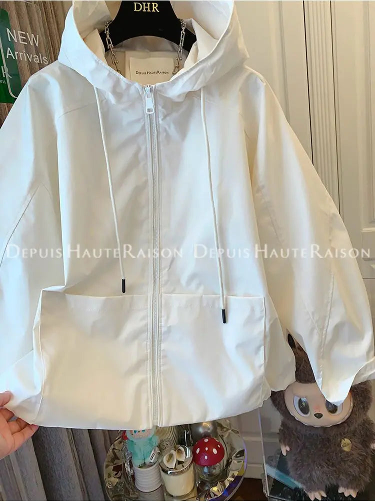 Giacca leggera con cappuccio e zip da donna con tasche anteriori