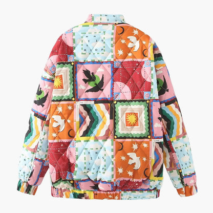 Quiltad patchworkjacka i bohemisk stil för kvinnor – urban och originell mode
