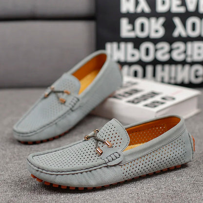 Elegante slip-on loafers for menn i casual chic stil