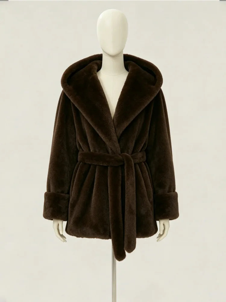 Manteau Doux à Capuche Effet Fourrure Marron pour Femme