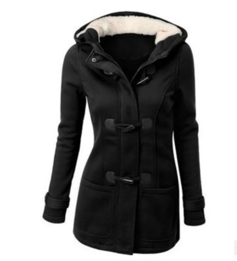 Duffle coat da donna nero con cappuccio foderato in pelliccia e alamari