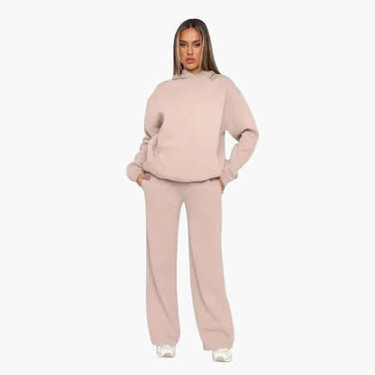 Completo casual donna con cappuccio stile lounge per tutti i giorni e viaggi