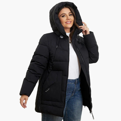 Cappotto invernale trapuntato con cappuccio da donna, stile moderno e comfort quotidiano
