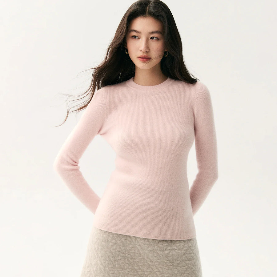 Pull fin côtelé femme à manches longues et col rond gris