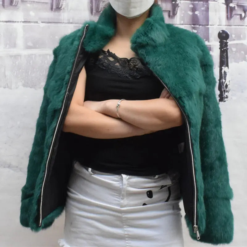 Veste courte femme en fourrure synthétique élégante, col montant, manches longues