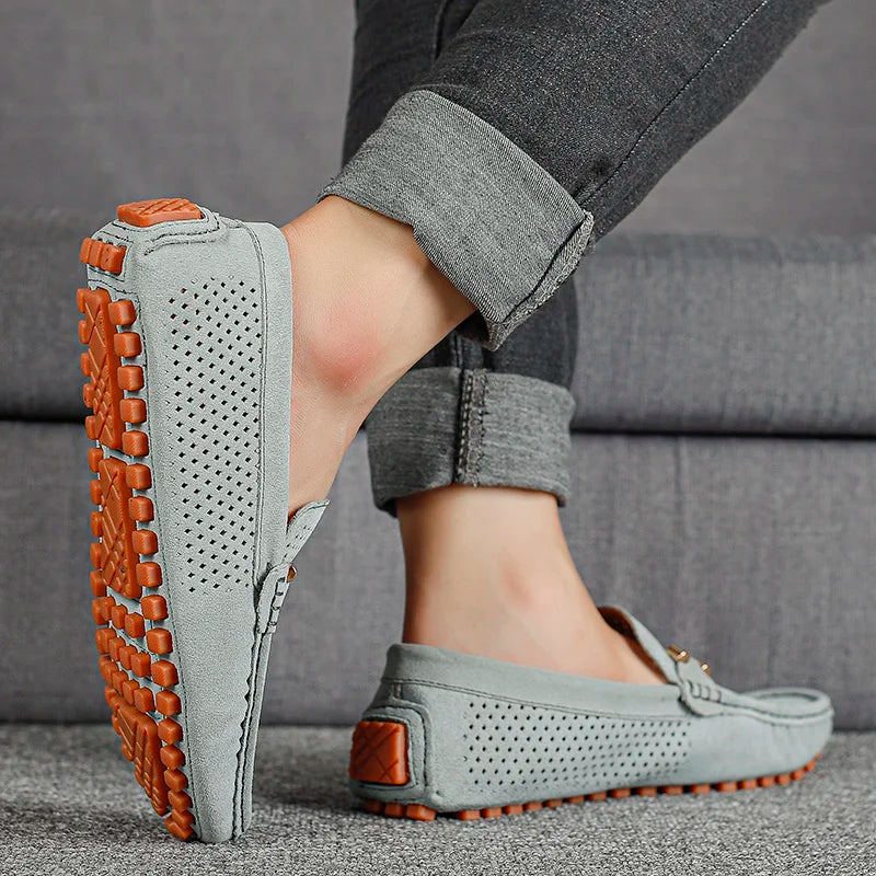 Elegante slip-on loafers for menn i casual chic stil