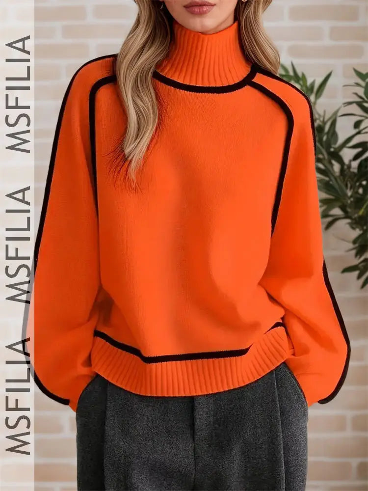 Pull Col Roulé Femme Beige avec Bordures Contrastées Noires, Manches Longues