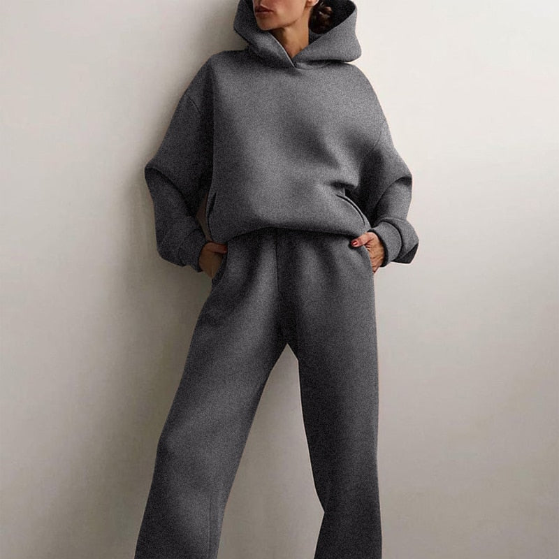 Completo casual donna felpa con cappuccio e pantaloni da jogging stile relax