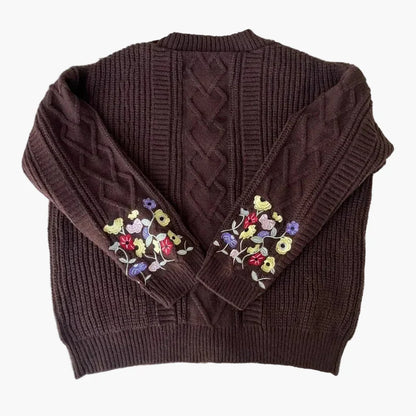 Cardigan donna oversize stile universitario con ricami floreali e bottoni – Look casual chic