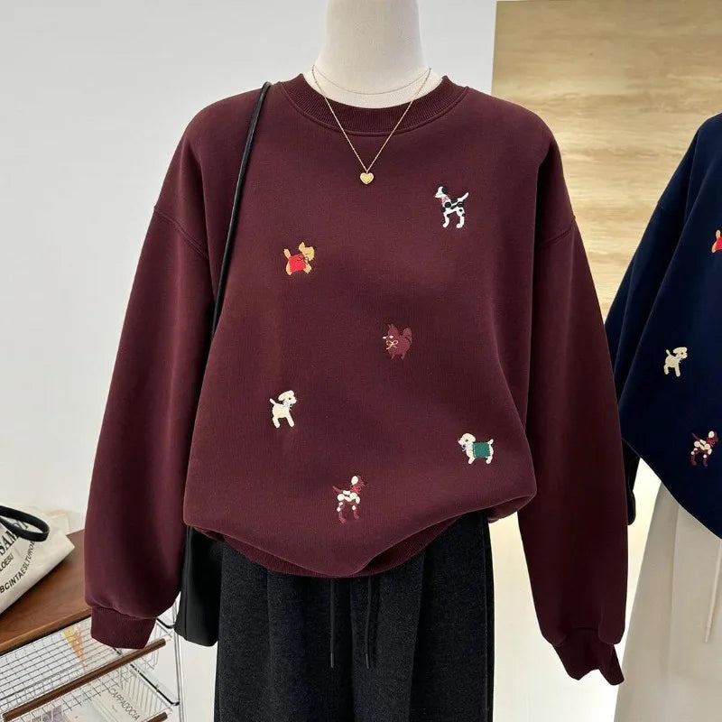 Comfortabel damessweatshirt met ronde hals, geborduurde hondenmotieven en lange mouwen
