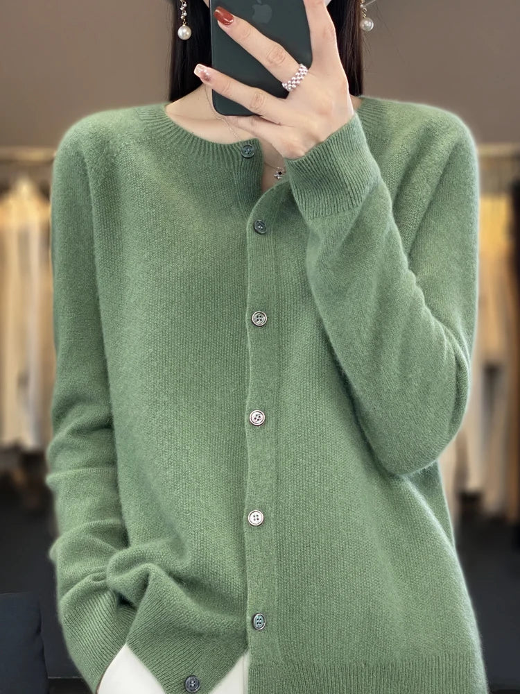 Weicher Damen-Cardigan mit Rundhalsausschnitt, Knöpfen und langen Ärmeln, Grau