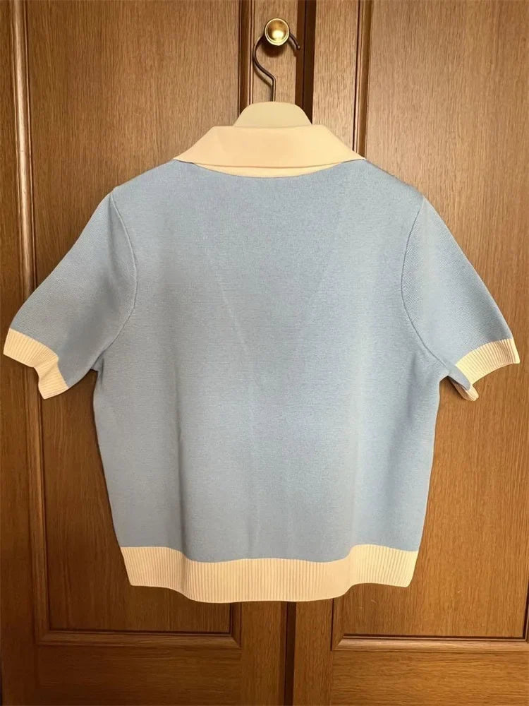 Cardigan corto da donna lavorato a maglia, azzurro cielo, maniche corte, colletto color crema