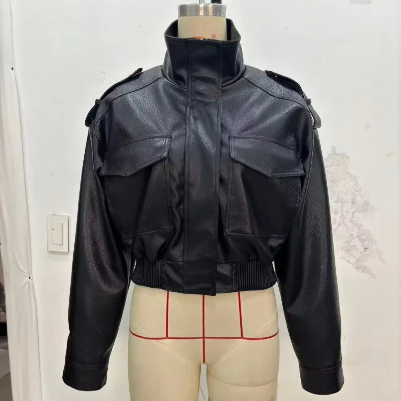 Women's cropped bomber jacket in soft fabric, military green, zip closure