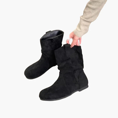 Flat women's boots casual style for autumn and winter