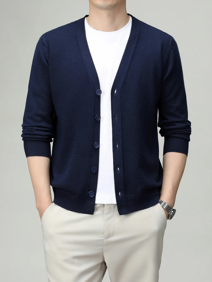 Chaleco cardigan ligero de color liso para hombre con cuello de pico, botones y mangas largas
