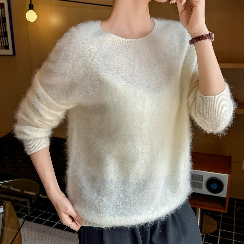 Kuscheliger Damenpullover mit Rundhalsausschnitt und langen Ärmeln aus weichem, flauschigem Material