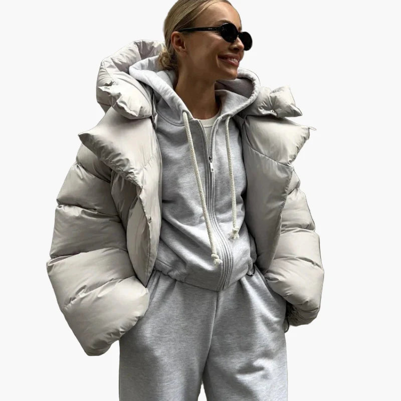 Kort oversized dunjakke til kvinder i trendy urban vinterstil
