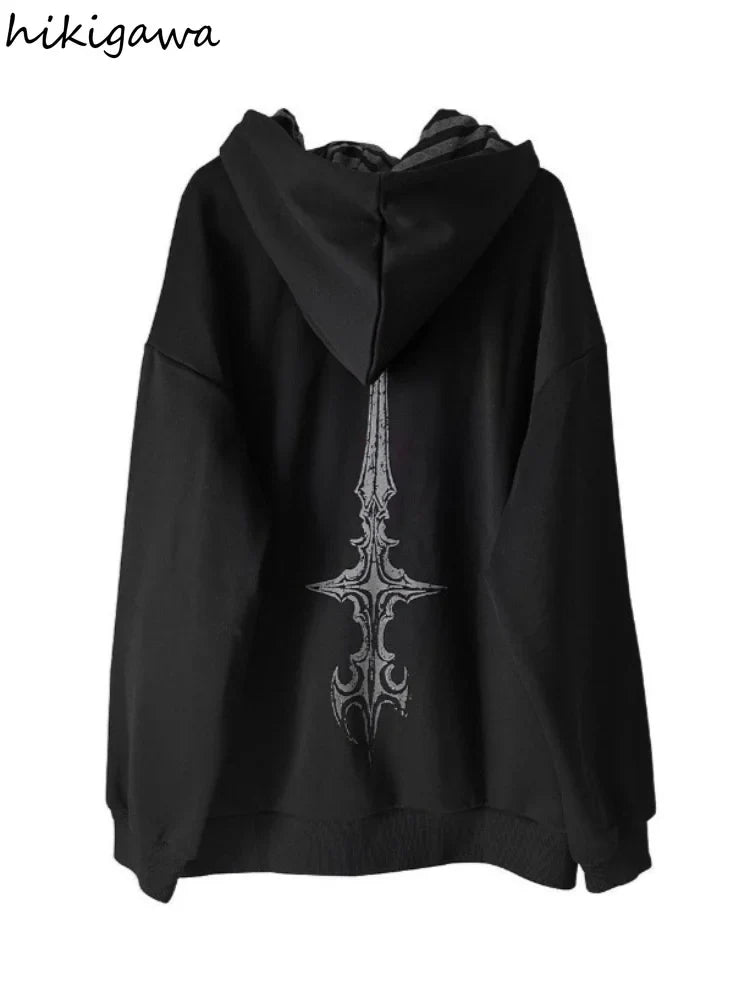 Felpa oversize nera con cappuccio, zip e stampa gotica