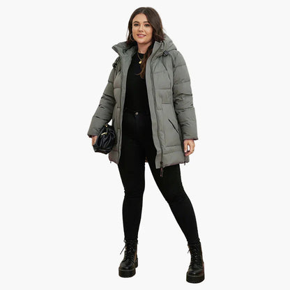 Cappotto invernale trapuntato con cappuccio da donna, stile moderno e comfort quotidiano