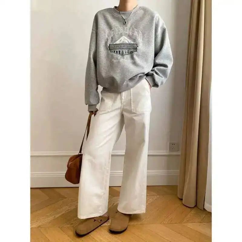 Ledig rundhalsad sweatshirt för dam med bergstryck och långa ärmar