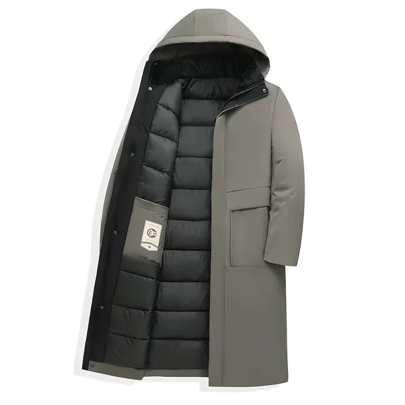 Langer gesteppter Wintermantel mit Kapuze